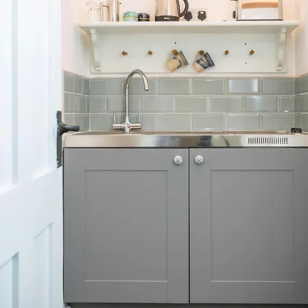 The Barn At Amelia's Kitchen * 스킵턴